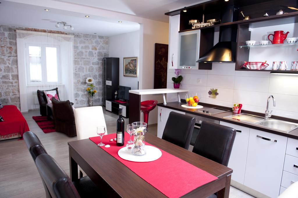 Apartman U Srcu Grada - Ilicev Prolaz Split Dış mekan fotoğraf